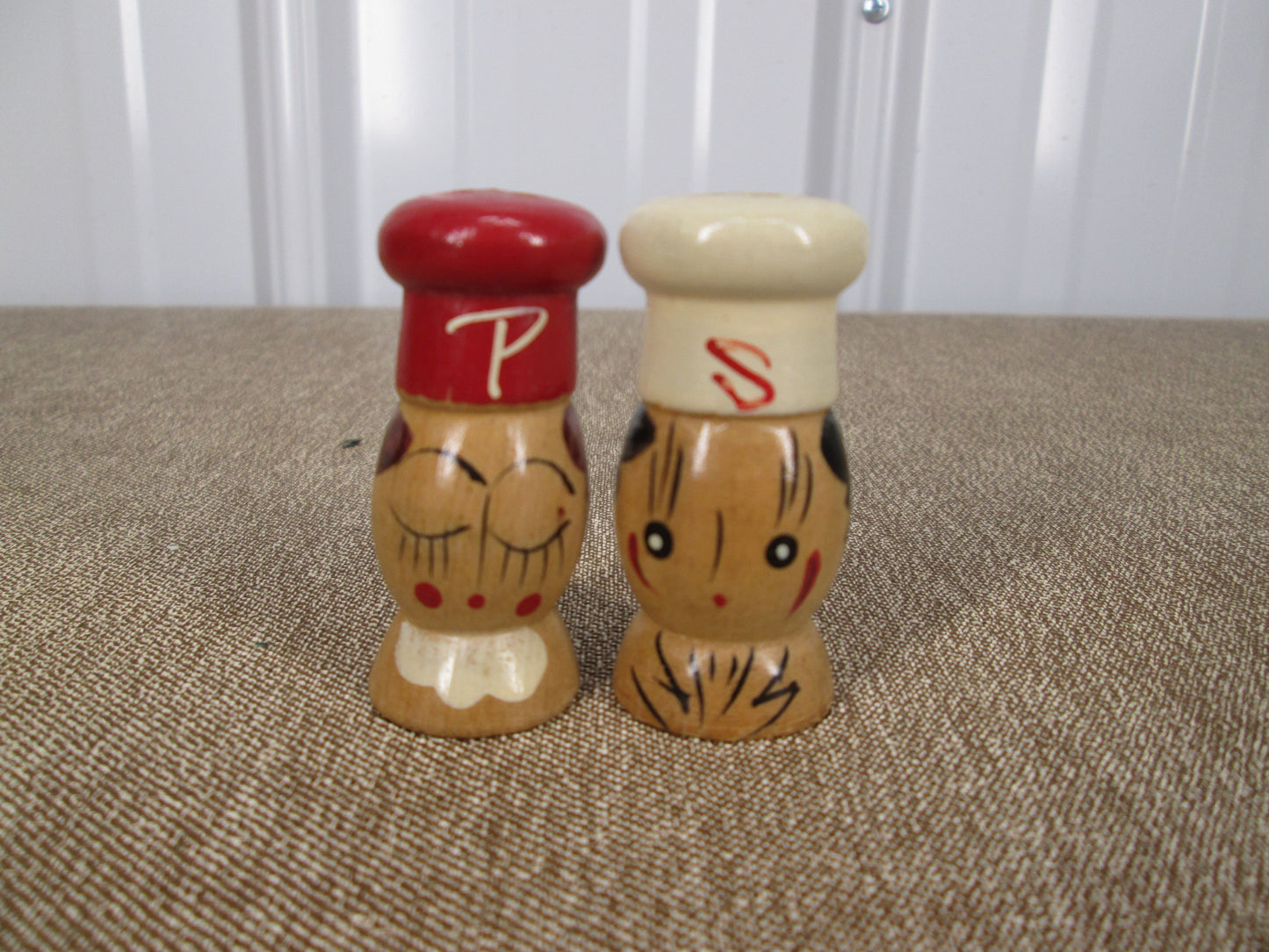 08257 - Vintage Wooden Salt & Pepper Shakers