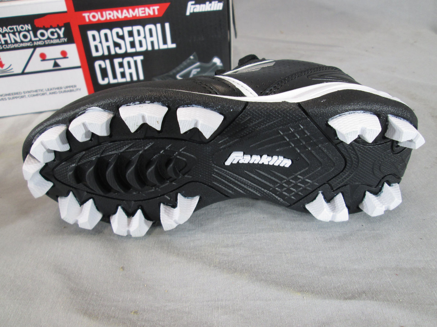 08255 - Youth Franklin Baseball Cleat Size 10