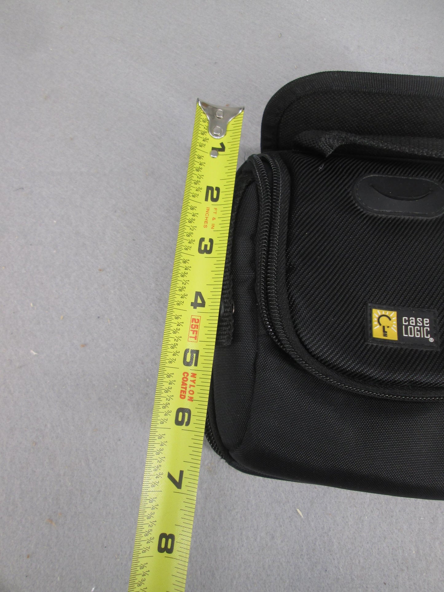 08266 - Case Logic CD Carrying Case